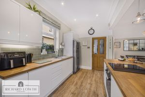 Open Plan Dining Kitchen- click for photo gallery